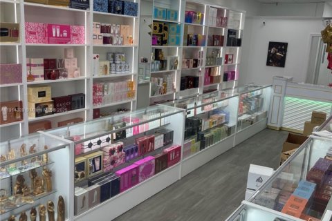 Immobilier commercial à vendre à Plantation, Floride № 2055135 - photo 9