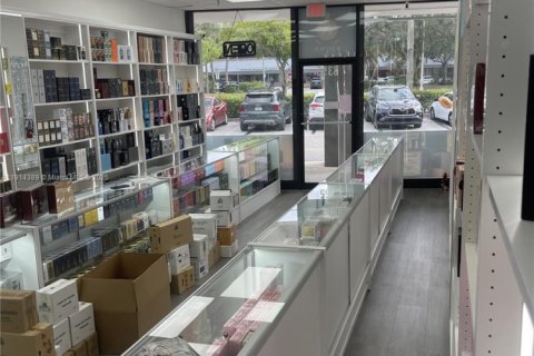 Immobilier commercial à vendre à Plantation, Floride № 2055135 - photo 7