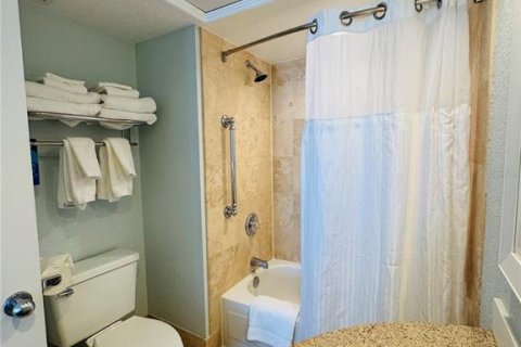 Купить кондоминиум в Сент-Питерсберг, Флорида 3 комнаты, 27.87м2, № 1762003 - фото 9