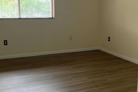 Touwnhouse à louer à Miramar, Floride: 2 chambres, 98.1 m2 № 2410945 - photo 28