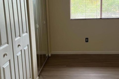 Touwnhouse à louer à Miramar, Floride: 2 chambres, 98.1 m2 № 2410945 - photo 19