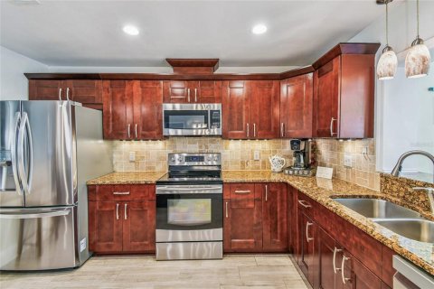 House in Dunedin, Florida 3 bedrooms, 160.54 sq.m. № 1852968 - photo 13