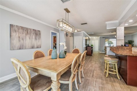 House in Dunedin, Florida 3 bedrooms, 160.54 sq.m. № 1852968 - photo 8