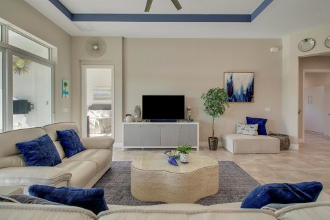 Villa ou maison à vendre à Port St. Lucie, Floride: 2 chambres, 179.49 m2 № 2431312 - photo 25