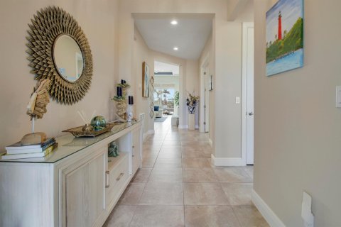 Villa ou maison à vendre à Port St. Lucie, Floride: 2 chambres, 179.49 m2 № 2431312 - photo 8