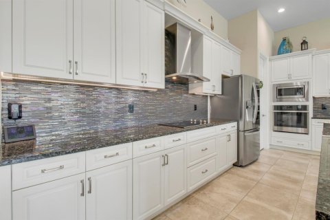Villa ou maison à vendre à Port St. Lucie, Floride: 2 chambres, 179.49 m2 № 2431312 - photo 19