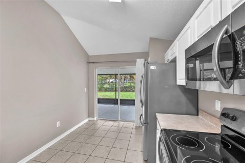 Casa en venta en Fish Hawk, Florida, 3 dormitorios, 124.02 m2 № 1903576 - foto 6