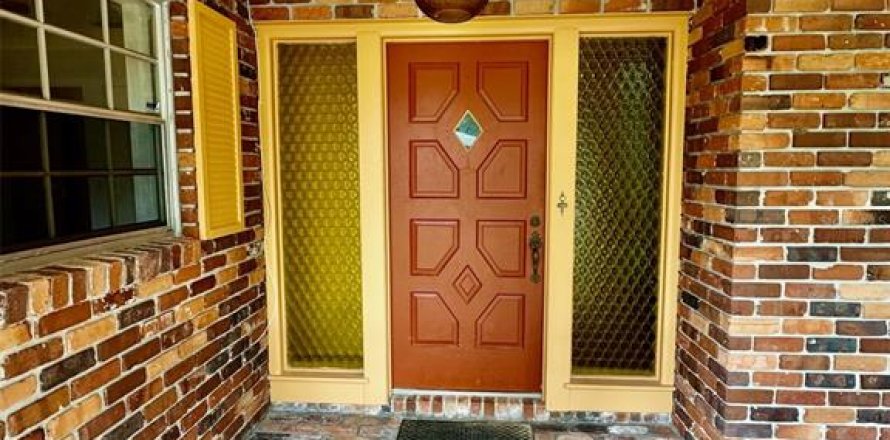 Casa en Gainesville, Florida 3 dormitorios, 183.02 m2 № 1811054