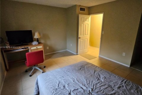 Copropriété à vendre à West Palm Beach, Floride: 1 chambre, 65.03 m2 № 1980527 - photo 24