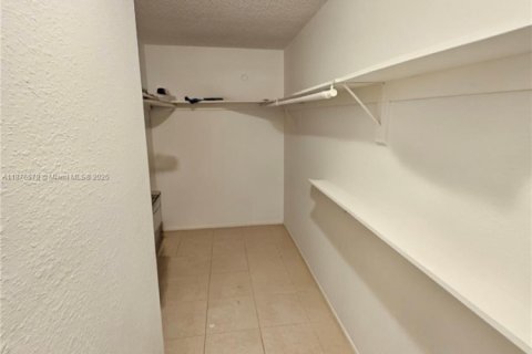 Copropriété à vendre à West Palm Beach, Floride: 1 chambre, 65.03 m2 № 1980527 - photo 25