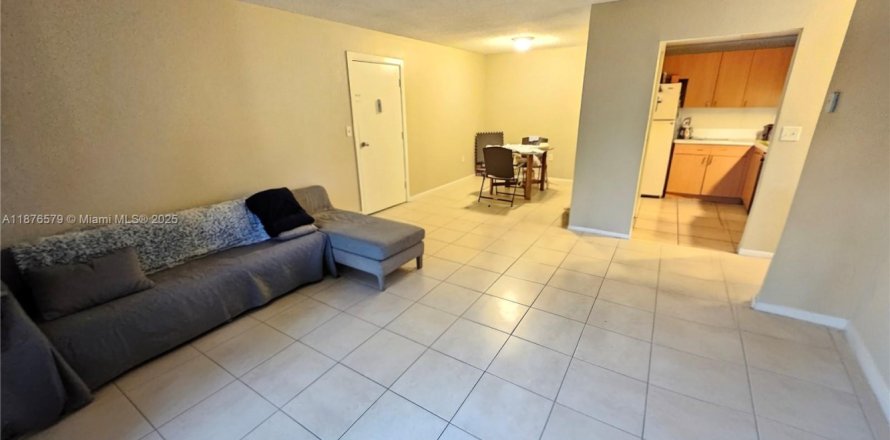 Condo à West Palm Beach, Floride, 1 chambre  № 1980527