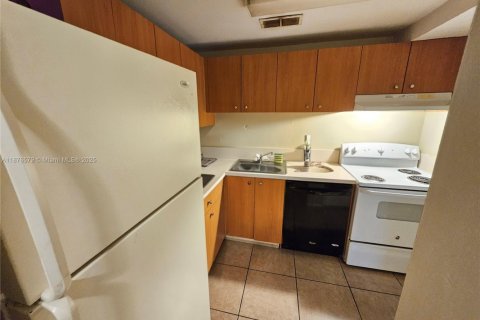 Copropriété à vendre à West Palm Beach, Floride: 1 chambre, 65.03 m2 № 1980527 - photo 5