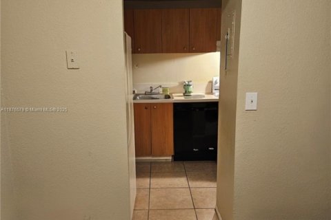 Copropriété à vendre à West Palm Beach, Floride: 1 chambre, 65.03 m2 № 1980527 - photo 16