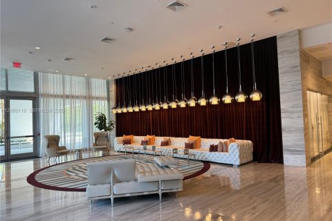 Copropriété à louer à Sunrise, Floride: 1 chambre, 65.22 m2 № 2248409 - photo 2