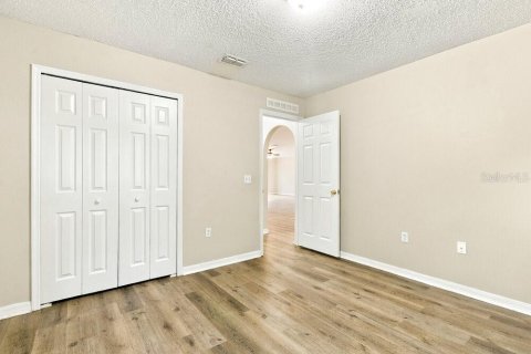 Villa ou maison à louer à Apopka, Floride: 3 chambres, 151.62 m2 № 2386104 - photo 10