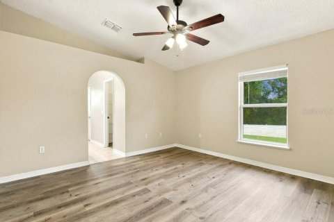 Villa ou maison à louer à Apopka, Floride: 3 chambres, 151.62 m2 № 2386104 - photo 7