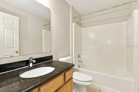 Villa ou maison à louer à Apopka, Floride: 3 chambres, 151.62 m2 № 2386104 - photo 14