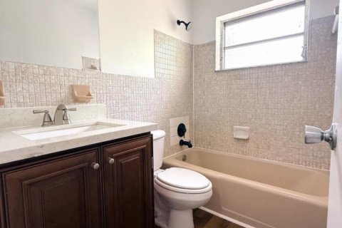 Appartement à louer à Lauderdale Lakes, Floride: 2 chambres, 78.97 m2 № 2085976 - photo 15