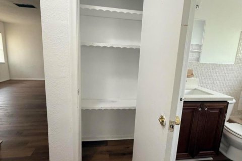 Appartement à louer à Lauderdale Lakes, Floride: 2 chambres, 78.97 m2 № 2085976 - photo 16