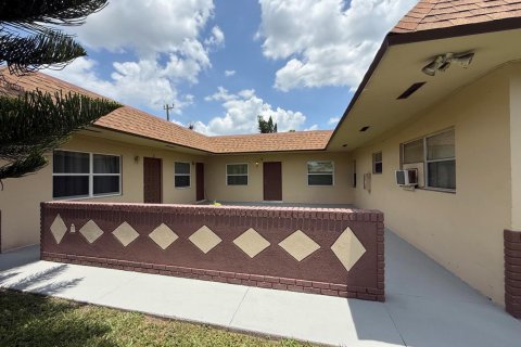 Appartement à louer à Lauderdale Lakes, Floride: 2 chambres, 78.97 m2 № 2085976 - photo 3