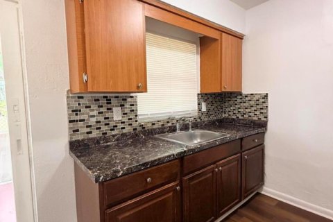 Appartement à louer à Lauderdale Lakes, Floride: 2 chambres, 78.97 m2 № 2085976 - photo 11