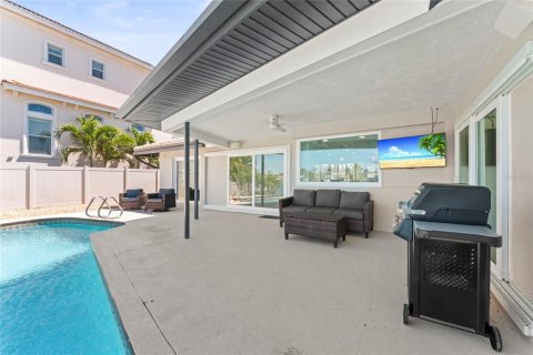 House in Clearwater, Florida 4 bedrooms, 171.5 sq.m. № 1602091 - photo 27