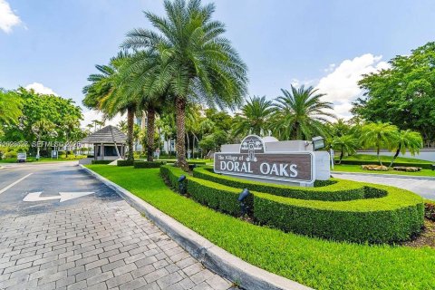 Condo in Doral, Florida, 2 bedrooms № 2086536