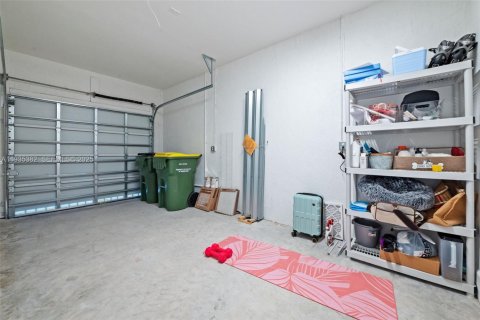 Adosado en alquiler en Homestead, Florida, 3 dormitorios № 1993731 - foto 23