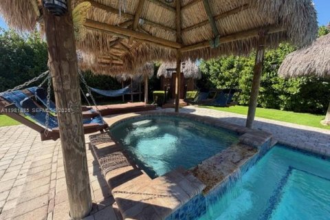 House in Homestead, Florida 5 bedrooms, 246.56 sq.m. № 2043114 - photo 30