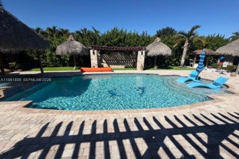 House in Homestead, Florida 5 bedrooms, 246.56 sq.m. № 2043114 - photo 27