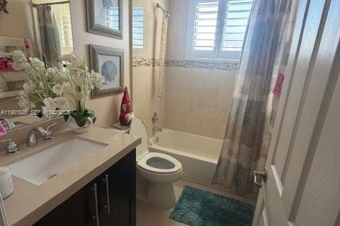 House in Homestead, Florida 5 bedrooms, 246.56 sq.m. № 2043114 - photo 10