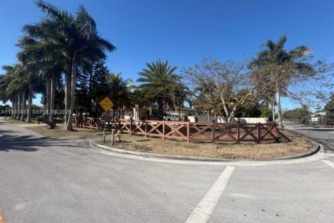 House in Homestead, Florida 5 bedrooms, 246.56 sq.m. № 2043114 - photo 3