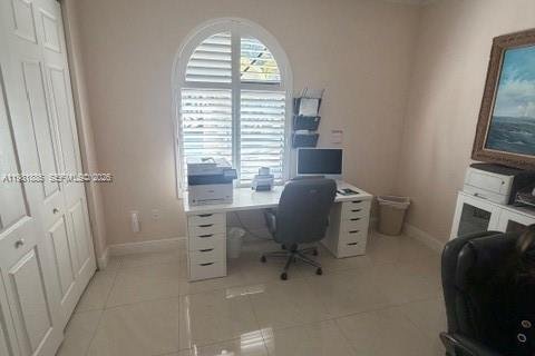 House in Homestead, Florida 5 bedrooms, 246.56 sq.m. № 2043114 - photo 12