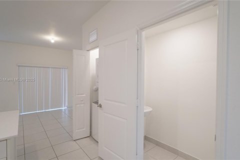 Touwnhouse à vendre à Homestead, Floride: 3 chambres, 129.41 m2 № 1956532 - photo 29