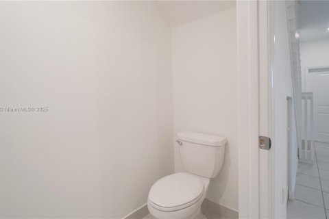 Touwnhouse à vendre à Homestead, Floride: 3 chambres, 129.41 m2 № 1956532 - photo 28