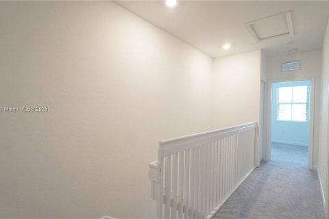 Touwnhouse à vendre à Homestead, Floride: 3 chambres, 129.41 m2 № 1956532 - photo 14