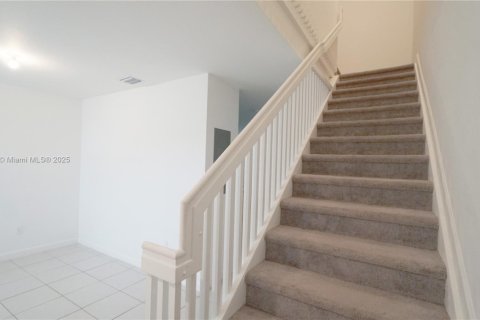 Touwnhouse à vendre à Homestead, Floride: 3 chambres, 129.41 m2 № 1956532 - photo 13