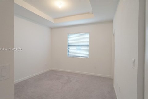 Touwnhouse à vendre à Homestead, Floride: 3 chambres, 129.41 m2 № 1956532 - photo 19