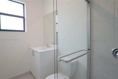 Touwnhouse à vendre à Homestead, Floride: 3 chambres, 129.41 m2 № 1956532 - photo 16