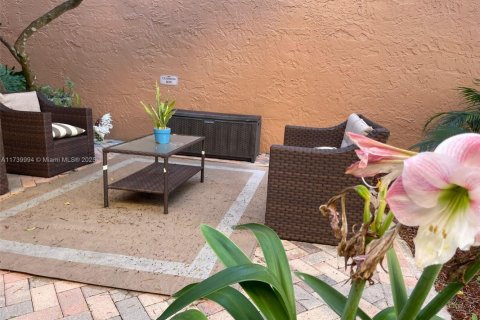 Copropriété à vendre à Sunrise, Floride: 2 chambres, 85.84 m2 № 1957424 - photo 22