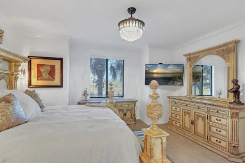Condo in Lakewood Ranch, Florida, 2 bedrooms in LAKEWOOD NATIONAL № 2401159 - photo 25