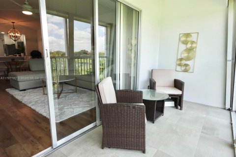 Condo in Pembroke Pines, Florida, 2 bedrooms  № 1645271 - photo 28