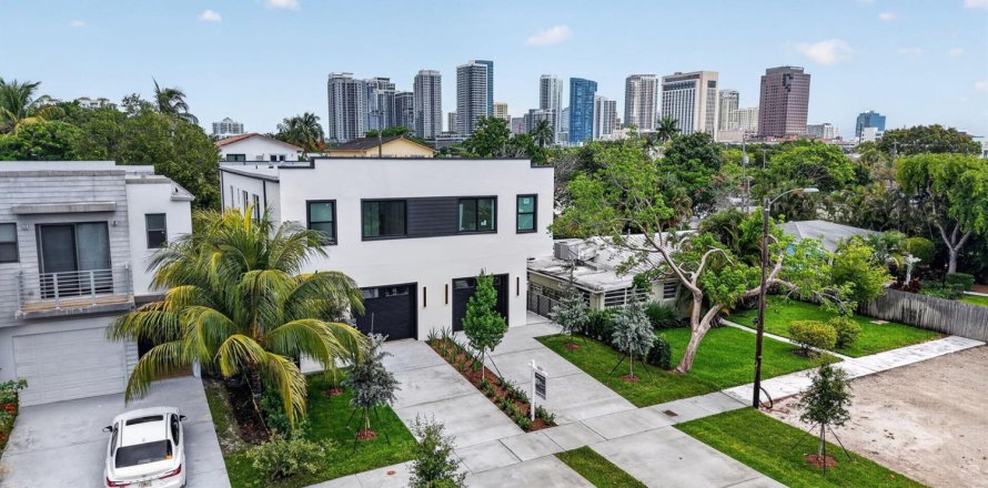 Propiedad comercial en Fort Lauderdale, Florida 420.85 m2 № 2359994