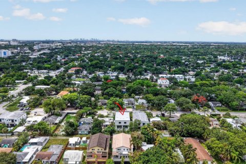 Propiedad comercial en venta en Fort Lauderdale, Florida, 420.85 m2 № 2359994 - foto 14