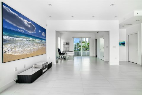 Купить кондоминиум в Холливуд, Флорида 3 спальни, № 1981955 - фото 4