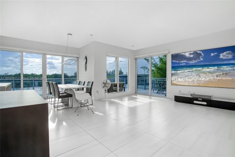 Купить кондоминиум в Холливуд, Флорида 3 спальни, № 1981955 - фото 5