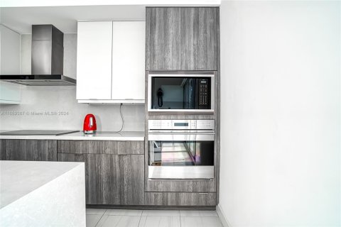 Купить кондоминиум в Холливуд, Флорида 3 спальни, № 1981955 - фото 15