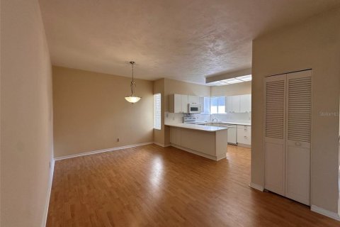 Copropriété à louer à Ormond Beach, Floride: 2 chambres, 120.77 m2 № 2099642 - photo 9