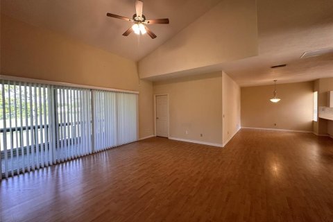 Copropriété à louer à Ormond Beach, Floride: 2 chambres, 120.77 m2 № 2099642 - photo 6