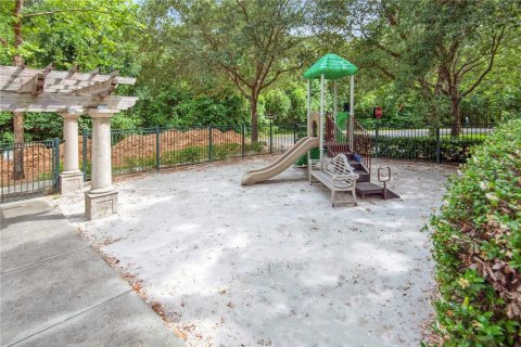 Townhouse in Celebration, Florida 2 bedrooms, 136.1 sq.m. № 1743517 - photo 14